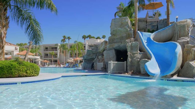 <b>Hilton Vacation Club Palm Canyon Pool</b>. Images powered by <a href="https://iceportal.shijigroup.com/" title="IcePortal" target="_blank">IcePortal</a>.