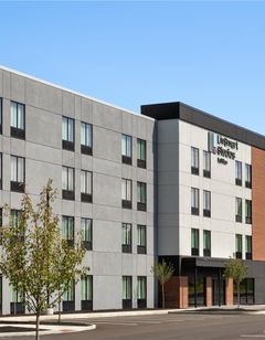 LivSmart Studios by Hilton Kokomo
