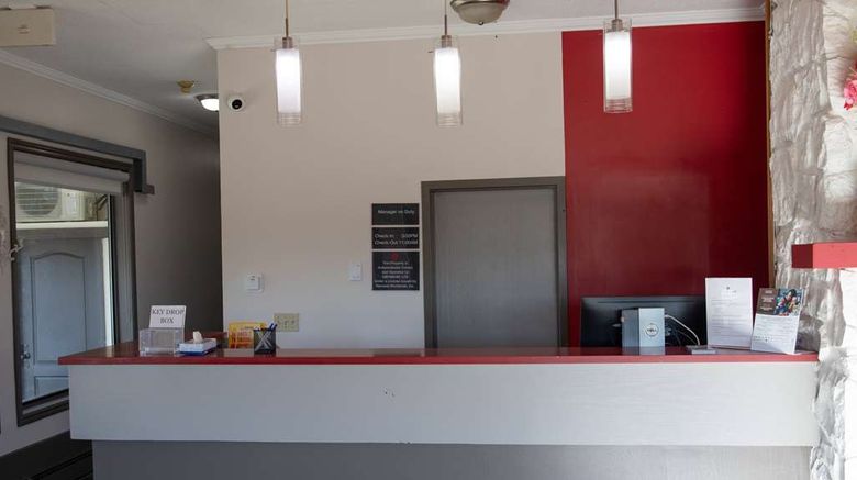 <b>Ramada by Wyndham Dawson Creek Lobby</b>. Images powered by <a href="https://iceportal.shijigroup.com/" title="IcePortal" target="_blank">IcePortal</a>.