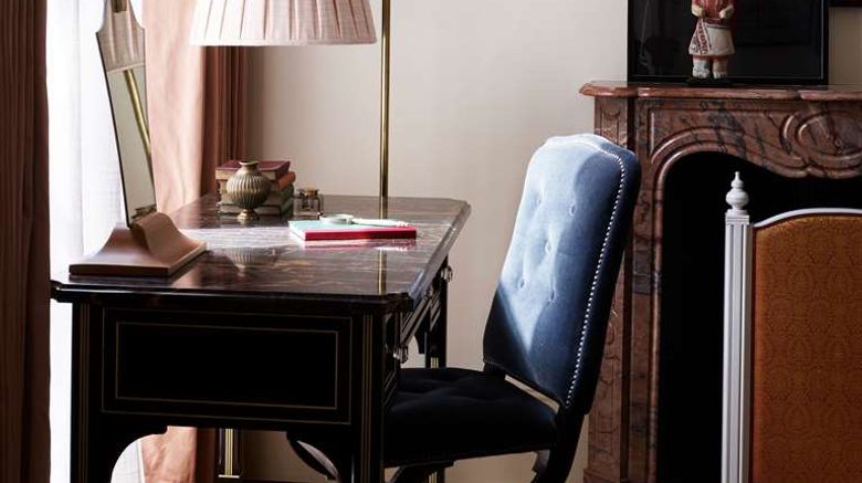 <b>NoMad London Room</b>. Images powered by <a href="https://iceportal.shijigroup.com/" title="IcePortal" target="_blank">IcePortal</a>.