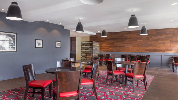 Radisson Hotel Detroit Metro Airport Restaurant