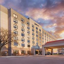Radisson Hotel Detroit Metro Airport