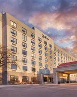 Radisson Hotel Detroit Metro Airport