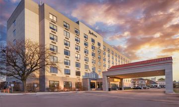 Radisson Hotel Detroit Metro Airport