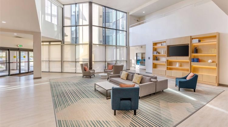 Comfort Inn & Suites Verona Lobby