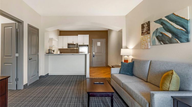 Comfort Inn & Suites Verona Suite