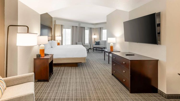 Comfort Inn & Suites Verona Suite