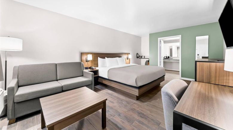 <b>Quality Inn & Suites Port Lavaca Room</b>. Images powered by <a href="https://iceportal.shijigroup.com/" title="IcePortal" target="_blank">IcePortal</a>.