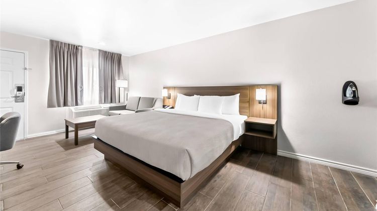 Quality Inn & Suites Port Lavaca Room