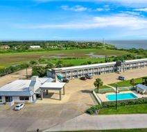 Quality Inn & Suites Port Lavaca Exterior