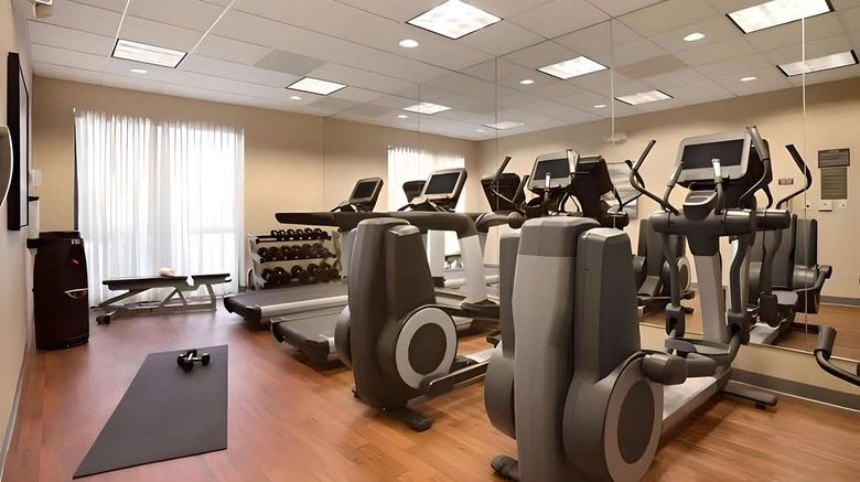 <b>Comfort Suites Milwaukee West Health</b>. Images powered by <a href="https://iceportal.shijigroup.com/" title="IcePortal" target="_blank">IcePortal</a>.