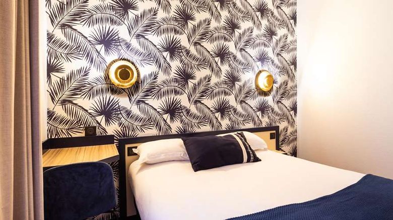 <b>Hotel Lanjuinais Room</b>. Images powered by <a href="https://iceportal.shijigroup.com/" title="IcePortal" target="_blank">IcePortal</a>.
