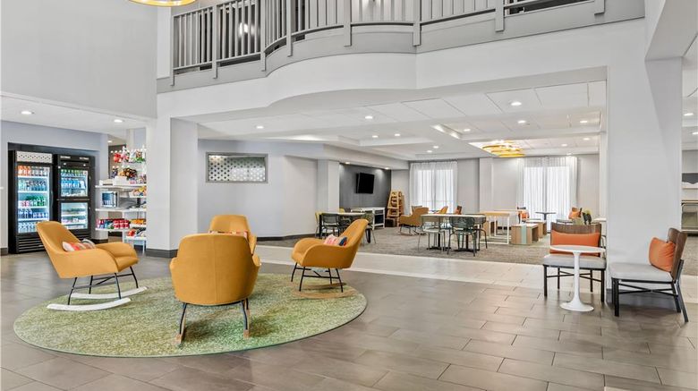 <b>Spark by Hilton Mechanicsburg Lobby</b>. Images powered by <a href="https://iceportal.shijigroup.com/" title="IcePortal" target="_blank">IcePortal</a>.
