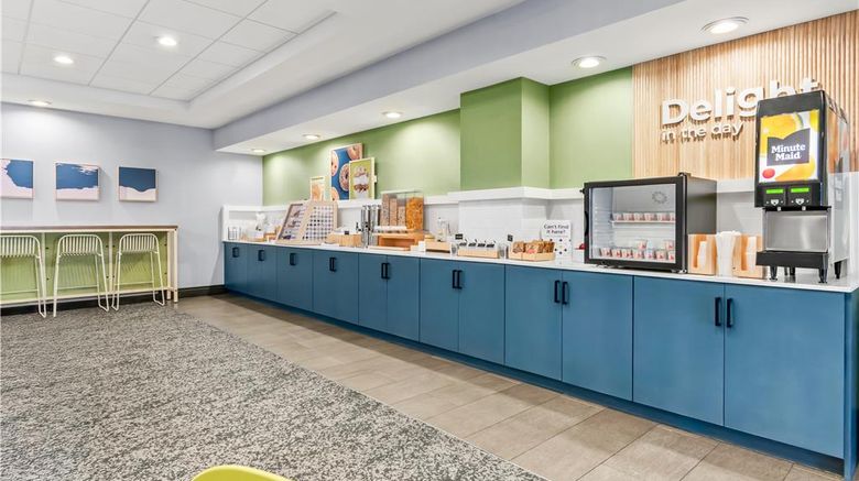 <b>Spark by Hilton Mechanicsburg Restaurant</b>. Images powered by <a href="https://iceportal.shijigroup.com/" title="IcePortal" target="_blank">IcePortal</a>.