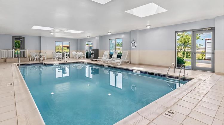 Spark by Hilton Mechanicsburg Pool
