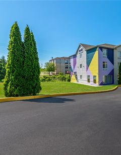 Spark by Hilton Hershey Near the Park