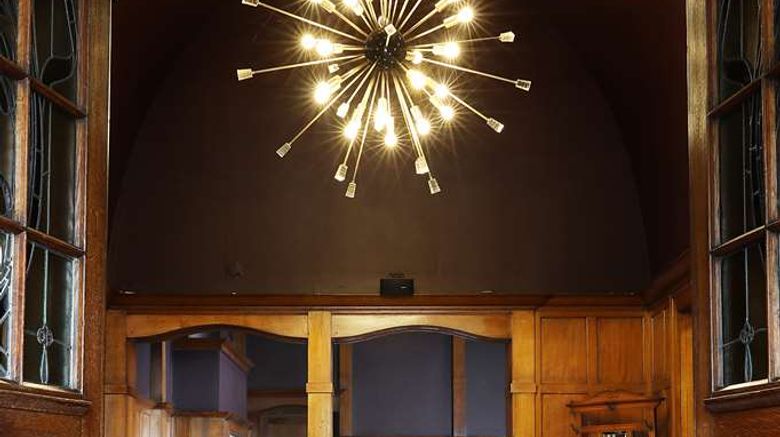 <b>Elmbank Hotel Lobby</b>. Images powered by <a href="https://iceportal.shijigroup.com/" title="IcePortal" target="_blank">IcePortal</a>.