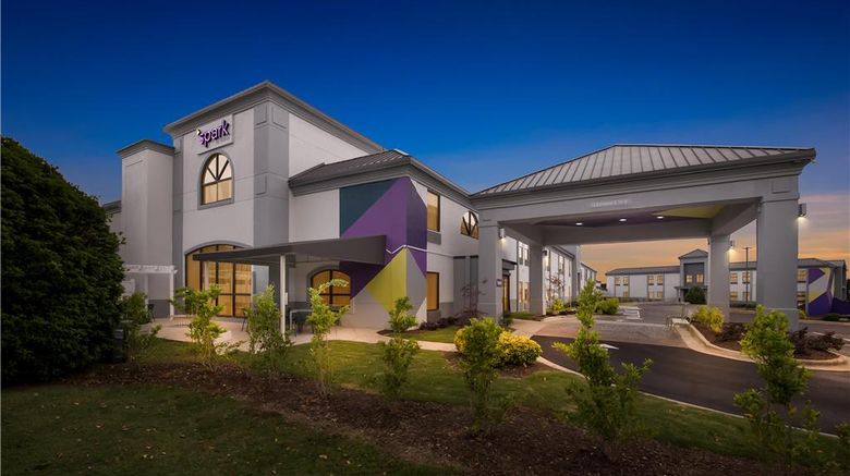 <b>Spark by Hilton Spring Lake Fayetteville Exterior</b>. Images powered by <a href="https://iceportal.shijigroup.com/" title="IcePortal" target="_blank">IcePortal</a>.