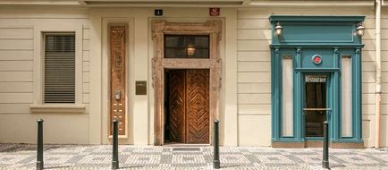 The Charles Hotel Exterior