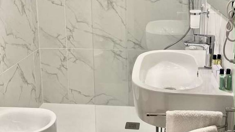 Hotel Sanpi Milano Room