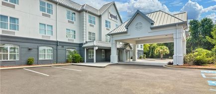 Spark by Hilton Sumter Exterior