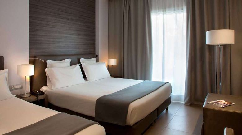 <b>Hotel Marad Room</b>. Images powered by <a href="https://iceportal.shijigroup.com/" title="IcePortal" target="_blank">IcePortal</a>.