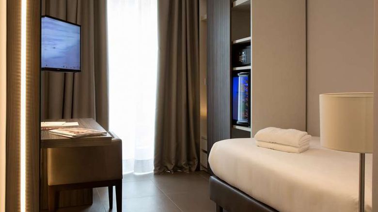 <b>Hotel Marad Room</b>. Images powered by <a href="https://iceportal.shijigroup.com/" title="IcePortal" target="_blank">IcePortal</a>.