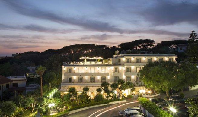 Hotel Marad Exterior