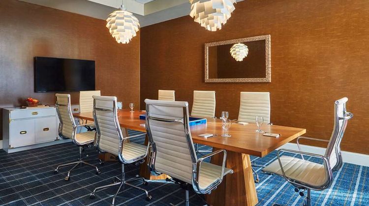 Graduate by Hilton Oxford Meeting