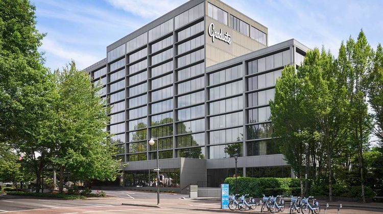 Graduate by Hilton Eugene Exterior