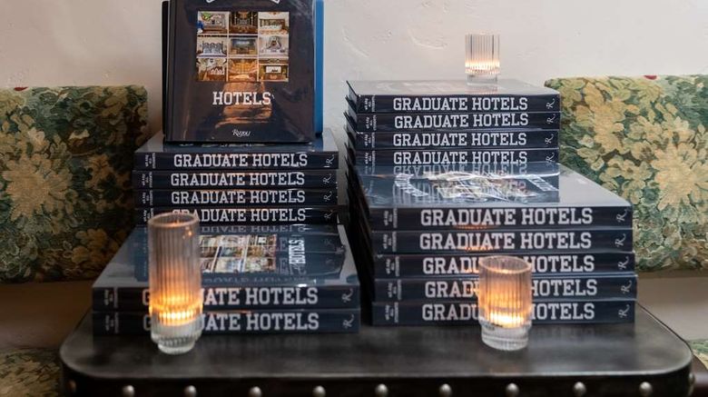 <b>Graduate by Hilton Palo Alto Lobby</b>. Images powered by <a href="https://iceportal.shijigroup.com/" title="IcePortal" target="_blank">IcePortal</a>.