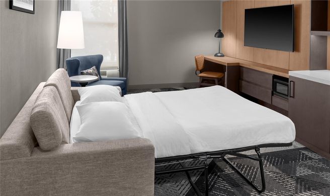 DoubleTree by Hilton Dayton Fairborn Room