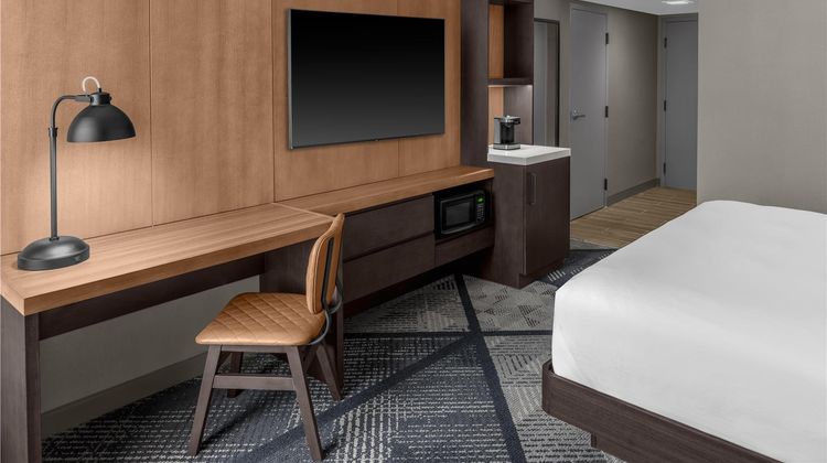 DoubleTree by Hilton Dayton Fairborn Room