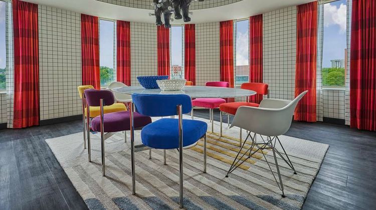 Graduate by Hilton Cincinnati Room