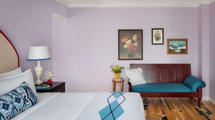 Graduate by Hilton Chapel Hill Room