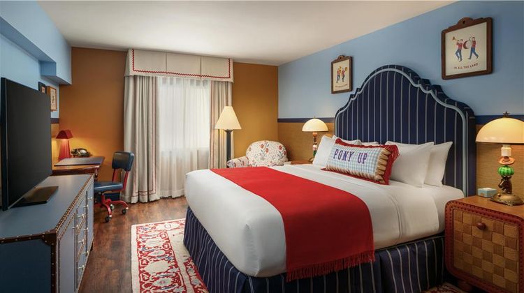 Graduate by Hilton Dallas Room