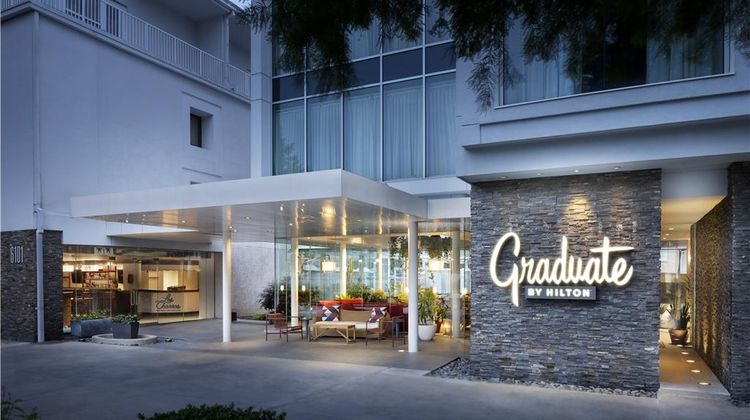 Graduate by Hilton Dallas Exterior