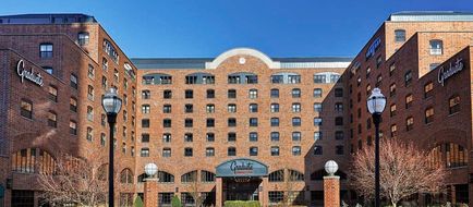 Graduate by Hilton Minneapolis Exterior