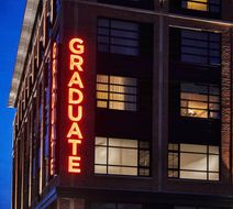 Graduate by Hilton Bloomington Exterior