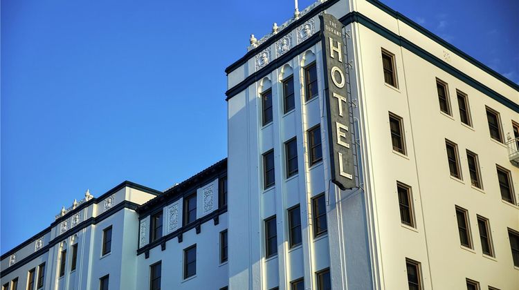 Graduate by Hilton Berkeley Exterior
