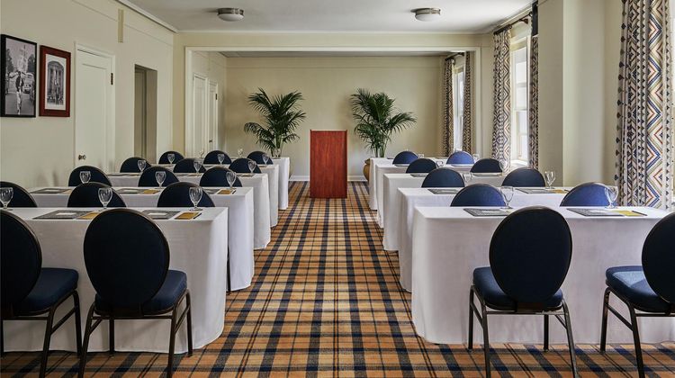 Graduate by Hilton Berkeley Meeting
