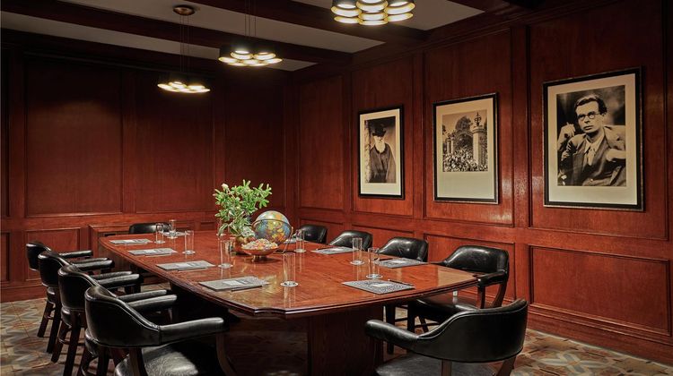 Graduate by Hilton Berkeley Meeting