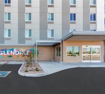 Everhome Suites Glendale Exterior