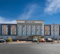 Everhome Suites Glendale Exterior