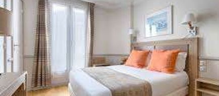 Hotel Apollinaire Room