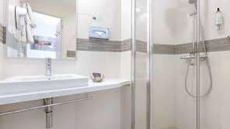 <b>Hotel Beaugency Room</b>. Images powered by <a href="https://iceportal.shijigroup.com/" title="IcePortal" target="_blank">IcePortal</a>.