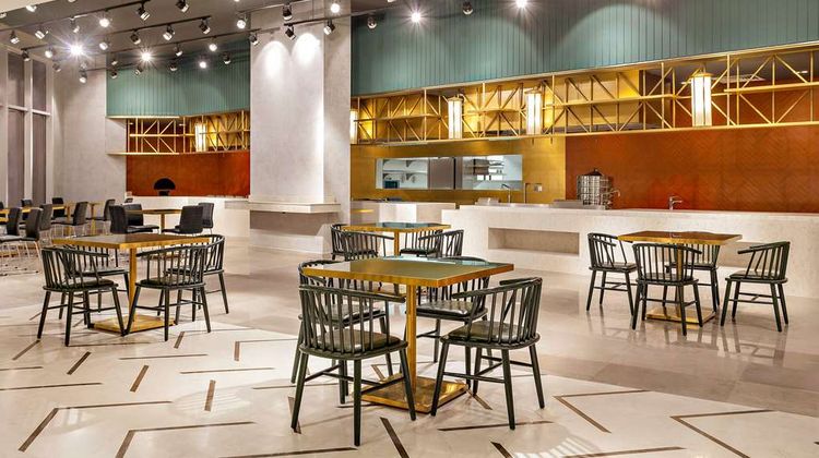 Barcelo Hotel & Residences, Bahrain Restaurant
