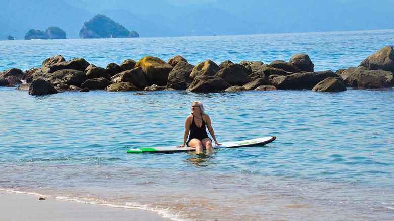 <b>Costa Sur Resort-Classico by Sonesta Beach</b>. Images powered by <a href="https://iceportal.shijigroup.com/" title="IcePortal" target="_blank">IcePortal</a>.