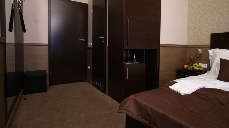 <b>Central Hotel 21 Room</b>. Images powered by <a href="https://iceportal.shijigroup.com/" title="IcePortal" target="_blank">IcePortal</a>.
