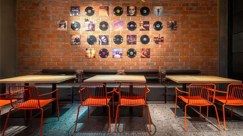 <b>Jo&Joe Hangzhou West Lake Restaurant</b>. Images powered by <a href="https://iceportal.shijigroup.com/" title="IcePortal" target="_blank">IcePortal</a>.